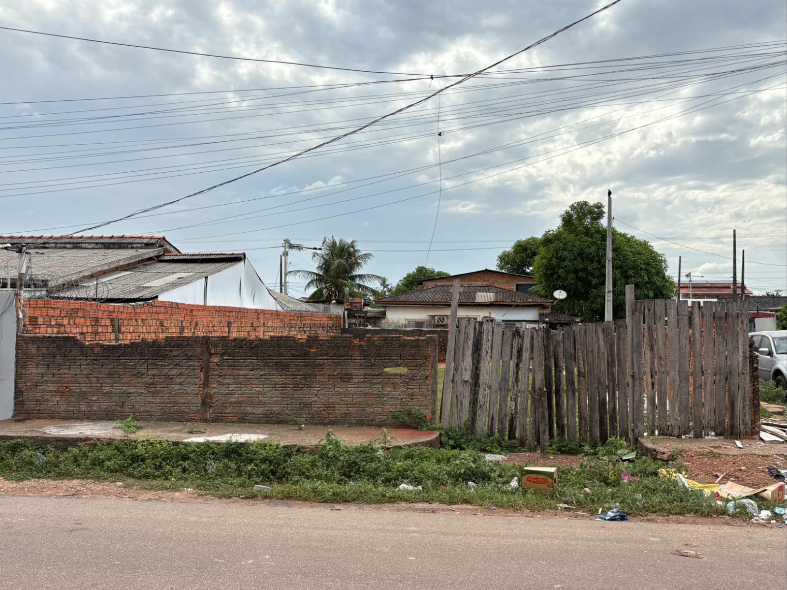 TERRENO DE ESQUINA 12X25 M NO CONGÓS — foto 4